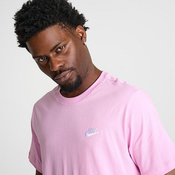 NEW NIKE SPORTSWEAR CLUB T-SHIRT - Pink with embroidered Swoosh logo - Picture 8 of 9